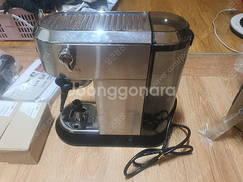 드롱기 데디카 에스프레소 커피머신 EC685 풀셋 판매...--3