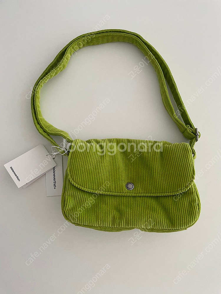 디스이즈네버댓 코듀로이 가방 숄더백 Wide Wale Cord Shoulder Bag Lime 라임색--3