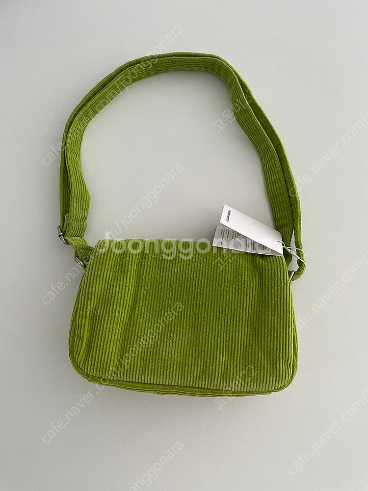 디스이즈네버댓 코듀로이 가방 숄더백 Wide Wale Cord Shoulder Bag Lime 라임색--4