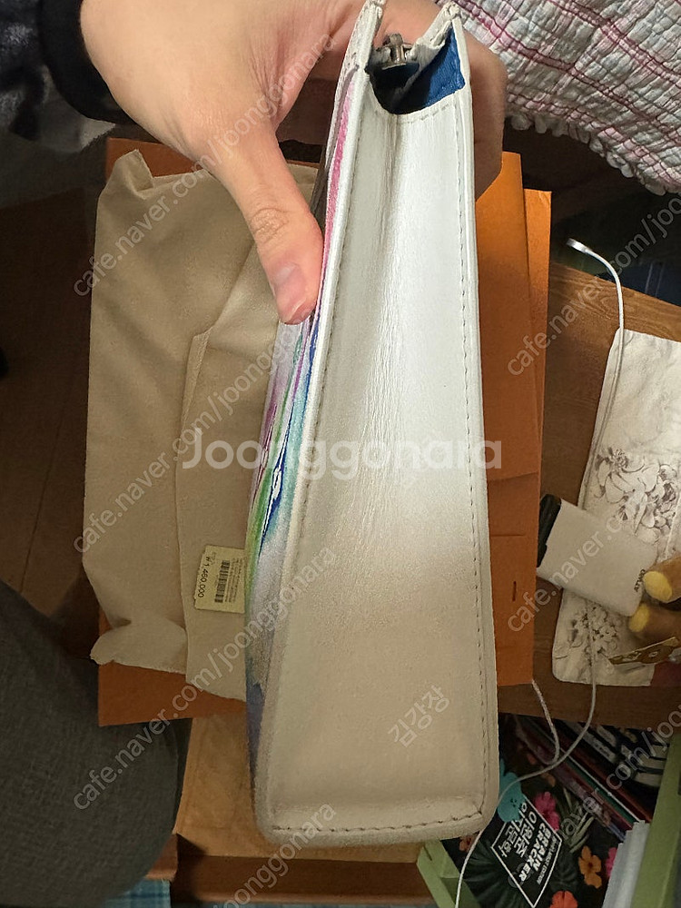 루이비통 워터컬러 포쉐트 보야주 클러치--5