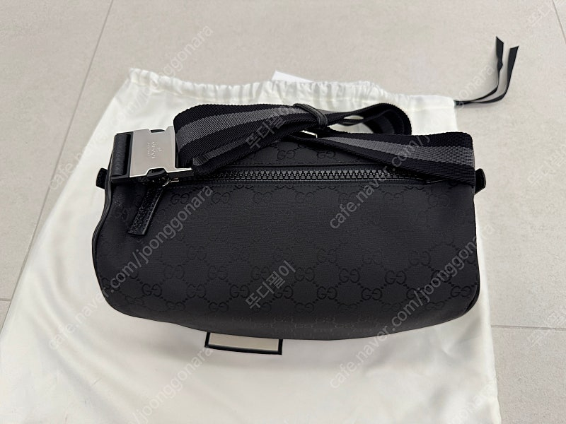 구찌 마이크로시마 캔버스힙색 벨트백 팝니다--5