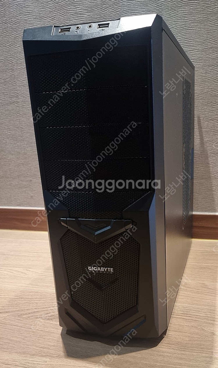i5 기가바이트 데스크탑 본체--0