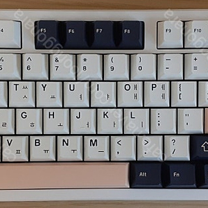 큐센 q87 PBT 키보드 고장품 1만원
