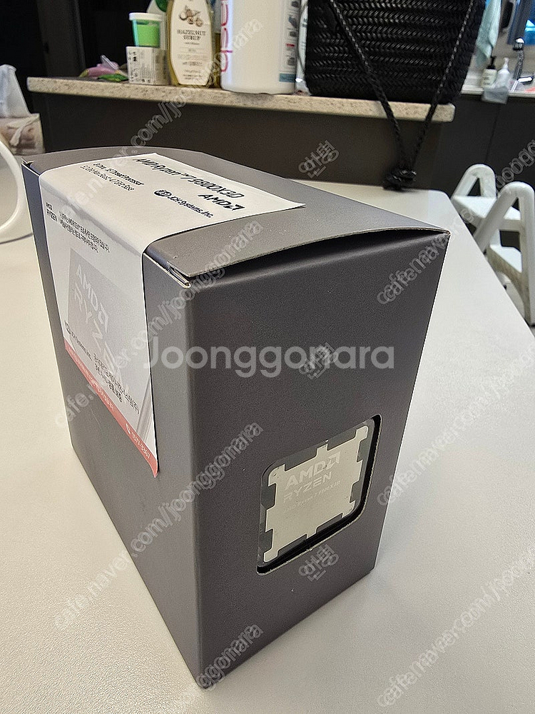 AMD 9800X3D 미개봉 새제품 판매--0