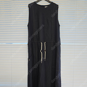 [새상품]STUDIO TOMBOY 스튜디오 톰보이 허리스트링 슬리브리스 원피스 (우체국택배포함)