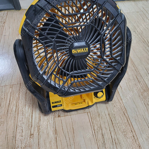 디월트 터프 시스템 이동공구박스 / dcf887 임팩/dce512 선풍기/dcg405그라인더/배터리 판매