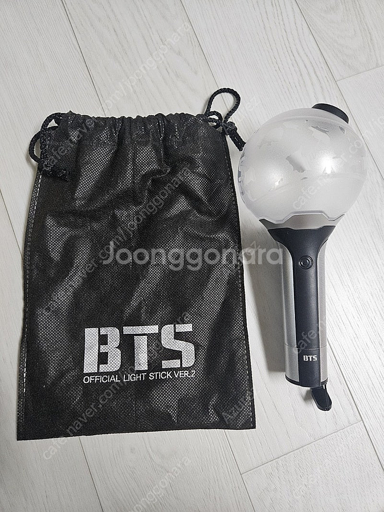 방탄소년단 BTS 공식 굿즈 등 판매--0