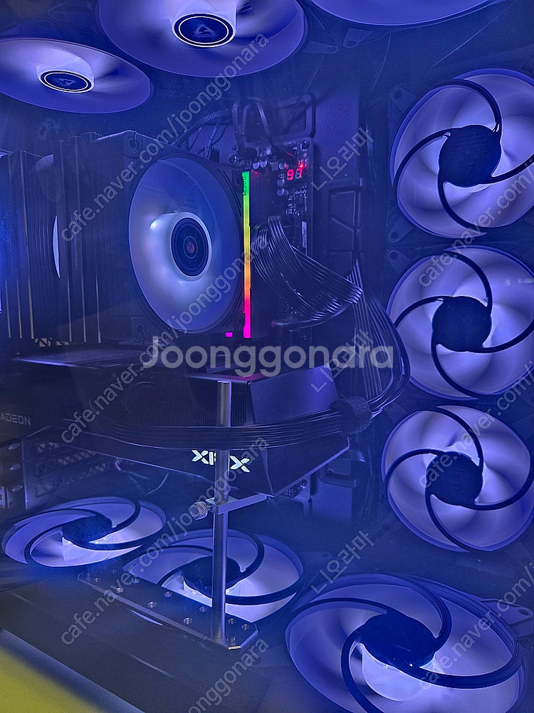 컴퓨터본체 7800x3d 9070xt 팝니다.--2