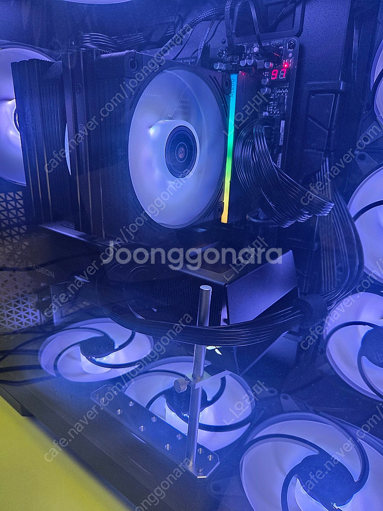 컴퓨터본체 7800x3d 9070xt 팝니다.--3