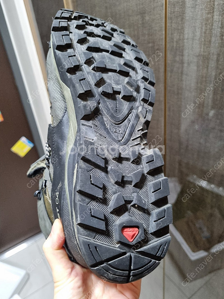 살로몬 등산화 퀘스트 4 GTX--6