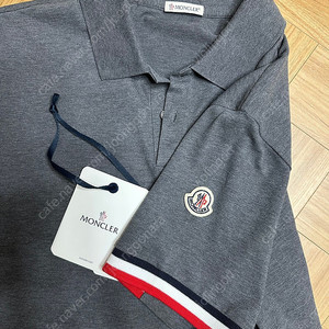 몽클레어 남성 폴로티셔츠 XL 새상품 105