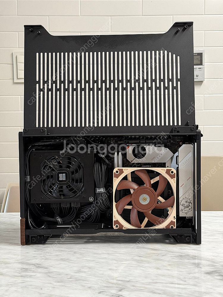 [개인] Fractal terra 9600X, 9070...--2