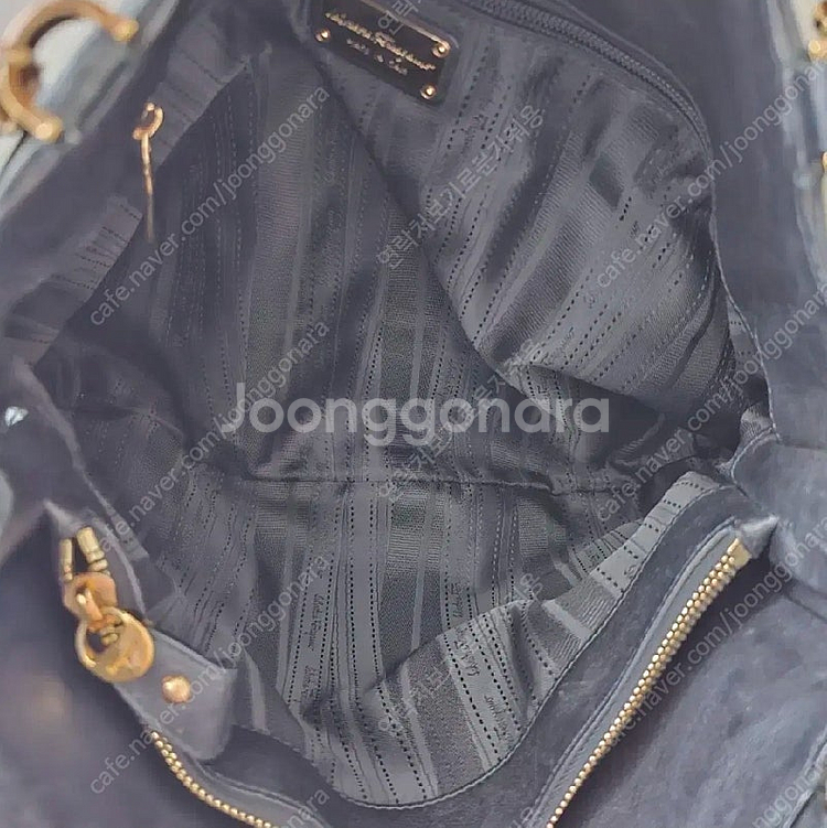 [정품검수완료] 페라가모 간치니 체인 숄더백 블랙 가죽...--7