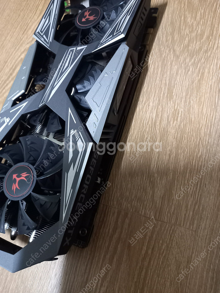 컬러풀 1070 Ti 불칸X탑 팝니다.--2