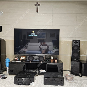 야마하 RX-V4A AV리시버 팝니다.