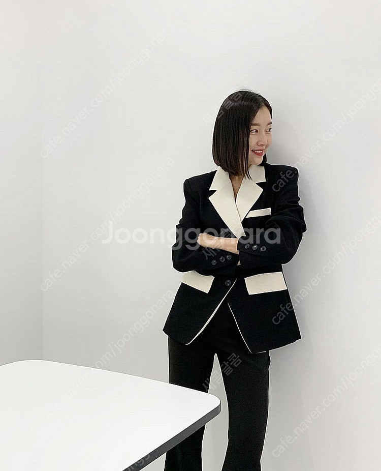 더치치 자켓 1회 착용--1