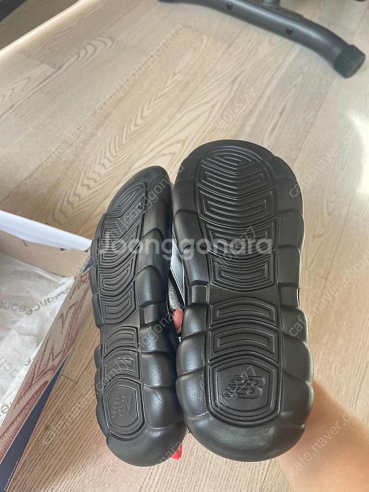 뉴발란스 키즈 프리들 210 그레이 새제품 새상품--3