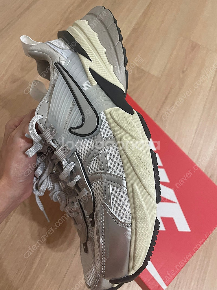 나이키 V2K런 245(us7.5)--3