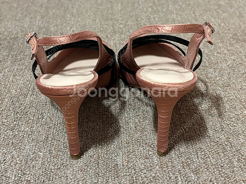 가을준비~ 찰스앤키스 스틸레토 슬링백 250--4