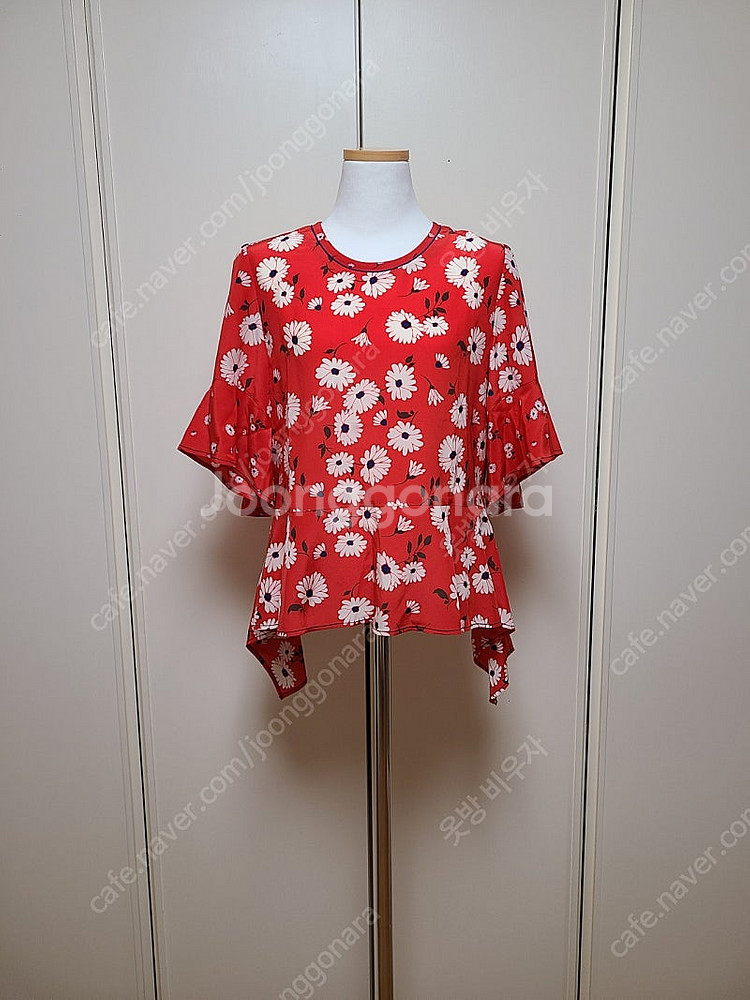 [새상품] 질스튜어트 실크 100% 블라우스 55 정가 429,000원--0