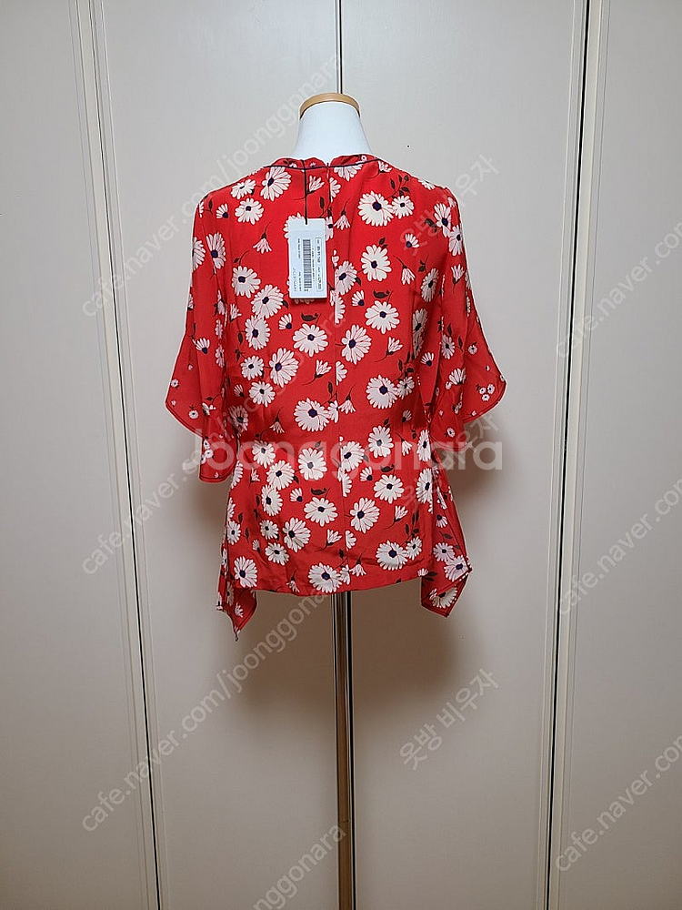 [새상품] 질스튜어트 실크 100% 블라우스 55 정가 429,000원--2