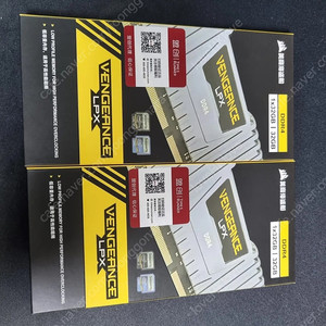 커세어 벤젠스 ddr4 64g(32x2) 미개봉 튜닝 램