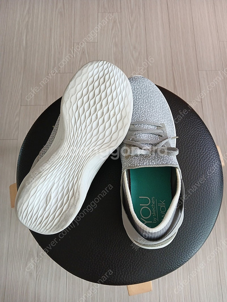 스케처스 슬립온235--2