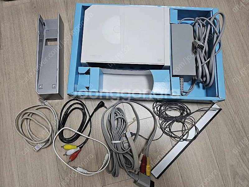 닌텐도 Wii 본체, 부품, 엔터네인트먼트 팩 등--0