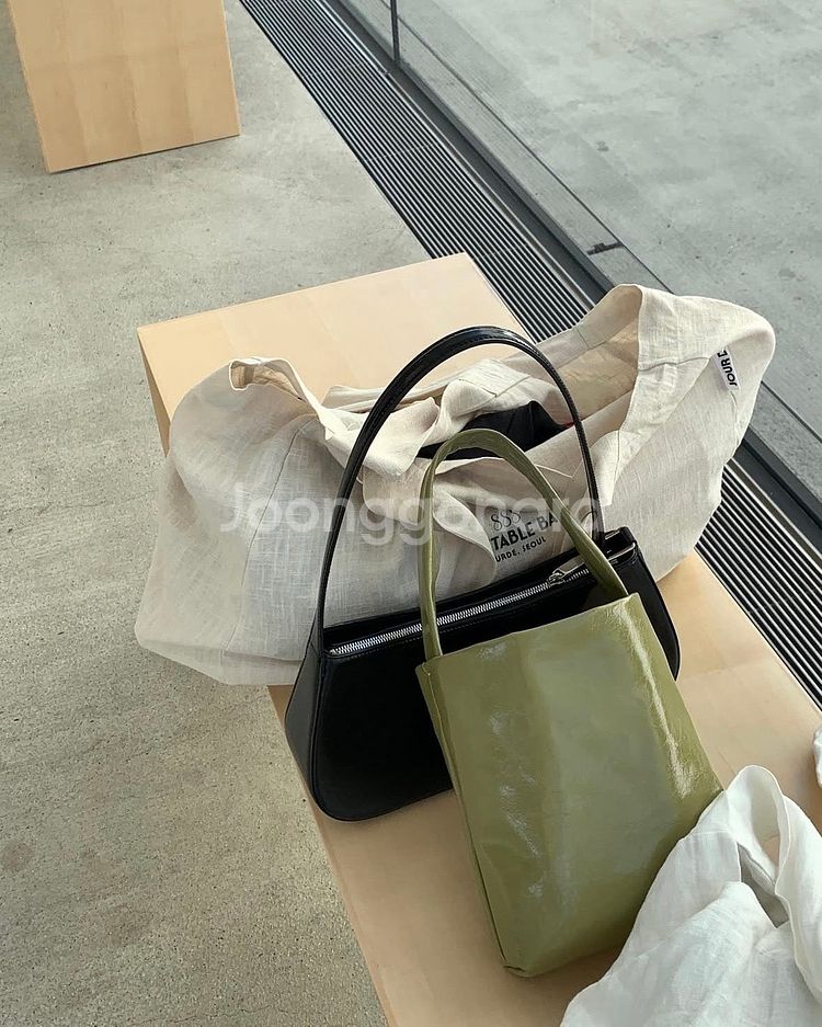 [새상품] 주르드 바게트백 블랙 숄더백--6