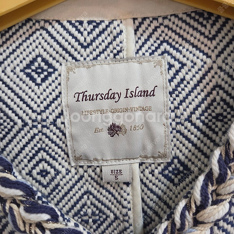 써스데이아일랜드 자켓--3