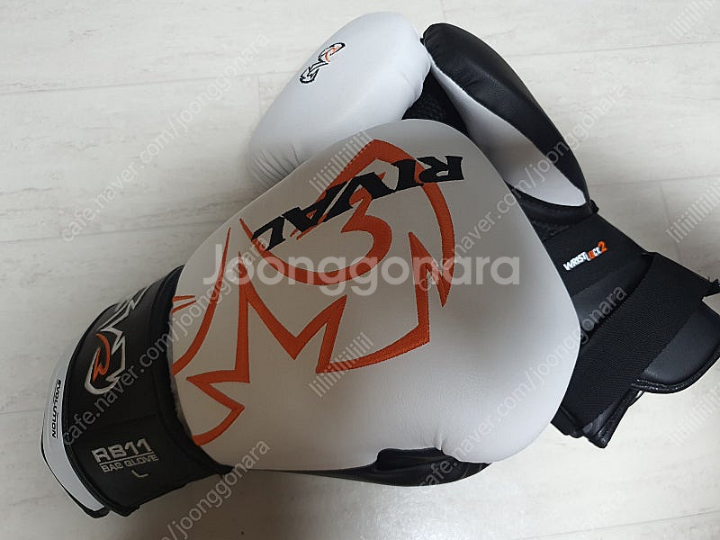 라이벌 rb11복싱 글러브 팝니다 (L사이즈)--0