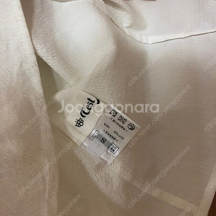 쎄무아듀 23년 버블 슬리브 하트 블라우스 셔츠 자수 빅카라--6