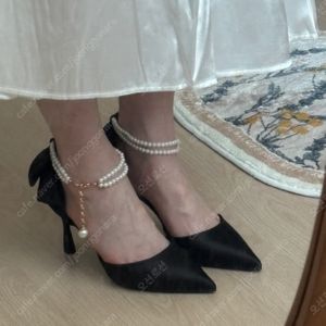 진주 장식 블랙 구두 힐 7cm 235cm
