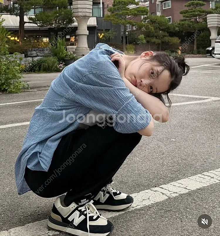 뉴발란스 레거시574 블랙앙고라 220 아이유운동화--0