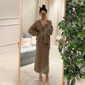 (새상품) 업클로젯 라쿤 니트 가디건 스커트 세트 FREE 오트밀베이지