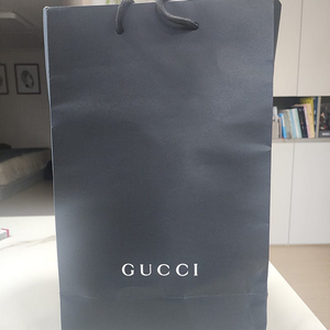 미사용 완전새상품 구찌Gucci 점보 힙색 벨트백 6450931W3CN 검정색 80CM 110만원에 팝니다(28 * 18 * 8)