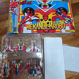 에볼루션 토이 메칸더 판매합니다.