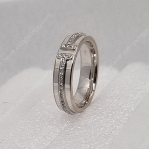 티파니앤코 정품 반지 네로우 다이아 화이트골드 7호