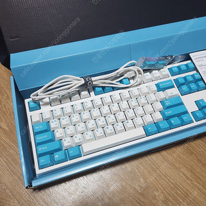 레오폴드 FC900R PD 갈축 팝니다.