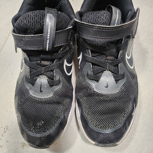 나이키 운동화 210