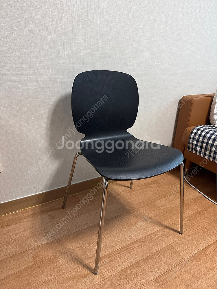 [식탁의자]이케아의자 스벤베르틸(svenbertil) 검은색 3개 팝니다.--2