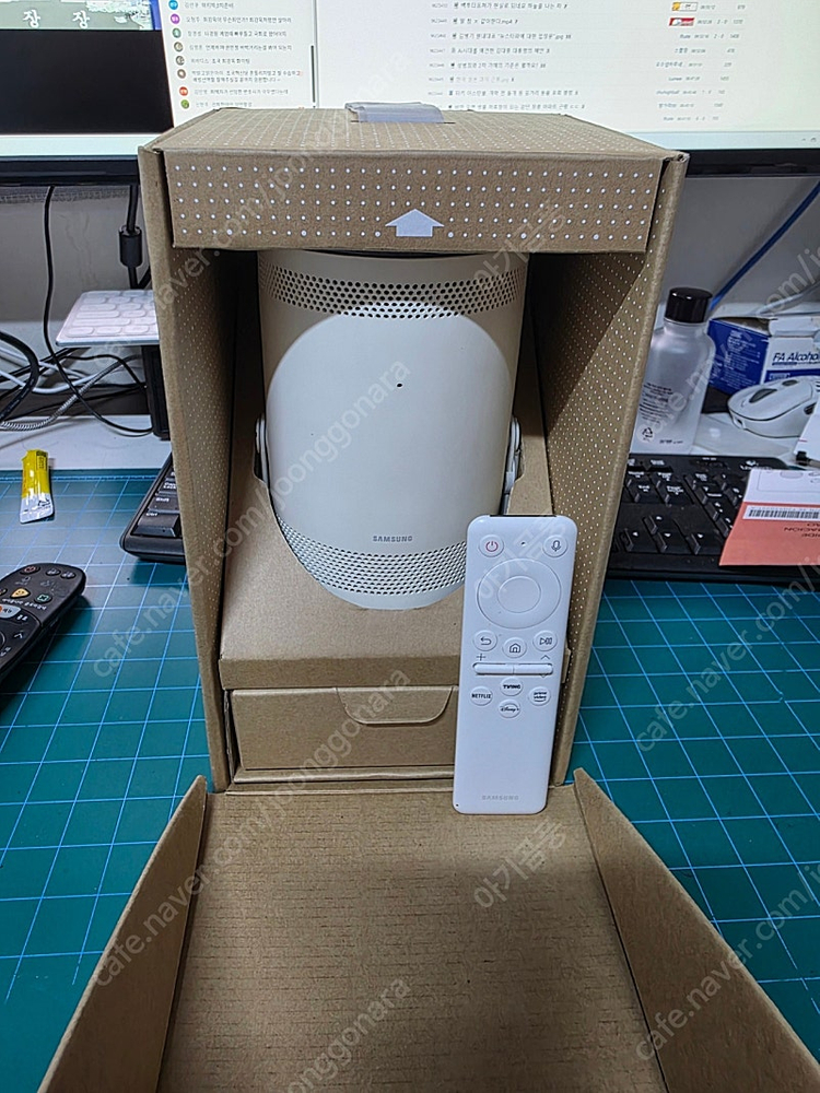 삼성 프리스타일 빔프로젝터 팝니다.--1