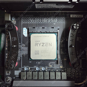 5700x3d cpu입니다