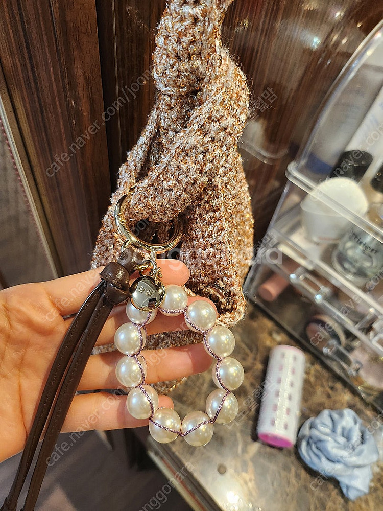 한섬 더캐시미어 가방(sjsj키링포함)--1