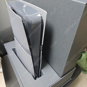 PS5 프로 30주년기념 리미티드에디션