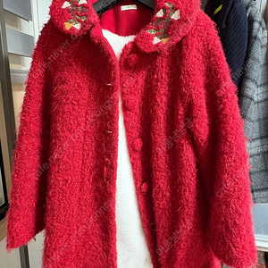 룰라비 145 빨강 코트