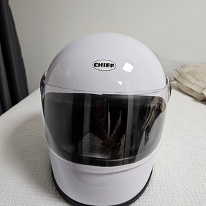 치프 헤스티아 풀페이스 헬멧 글로스 화이트 M