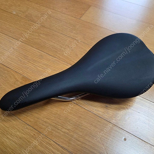 패브릭 스쿱 레이스 플랫