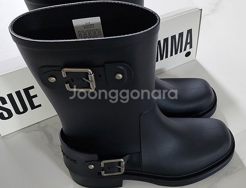 슈콤마보니 Buckle rain boots--1
