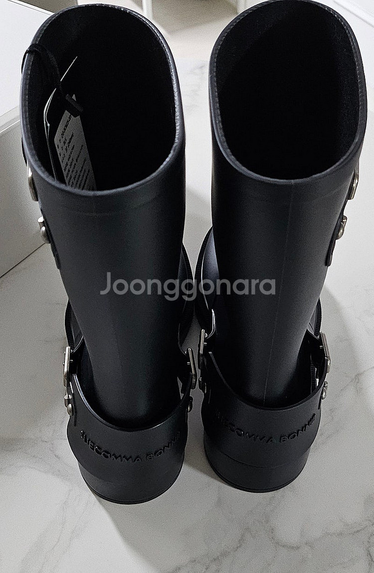 슈콤마보니 Buckle rain boots--3